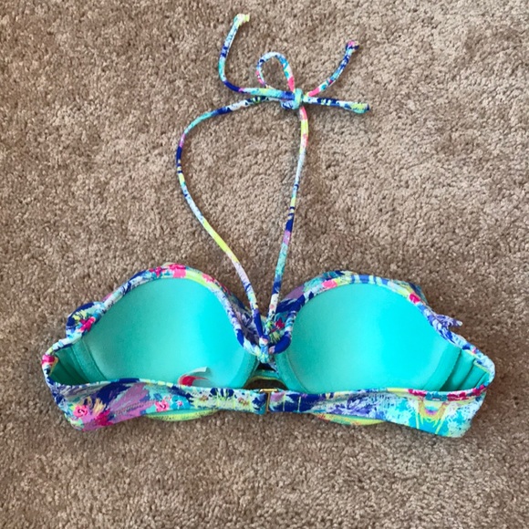 Victoria’s Secret Bikini Top - Picture 3 of 7